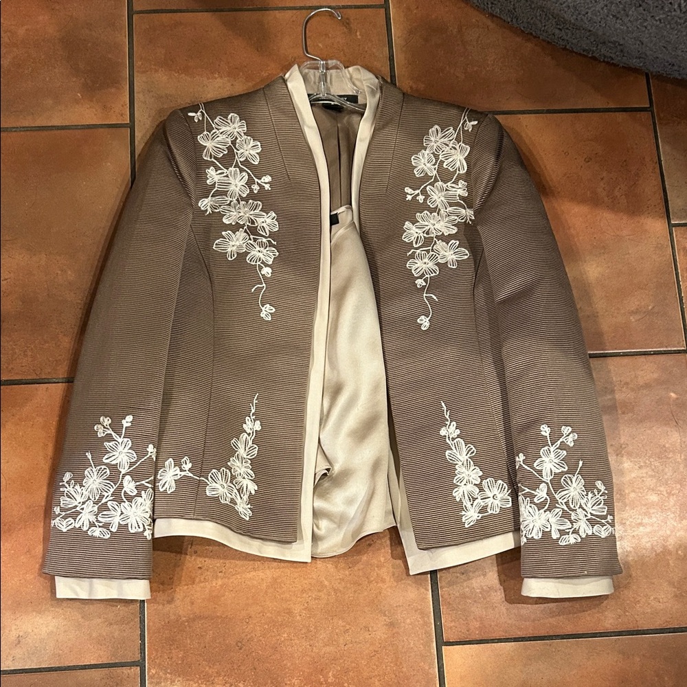 Ellen Tracy Brown Jacket with White Floral Embroidery